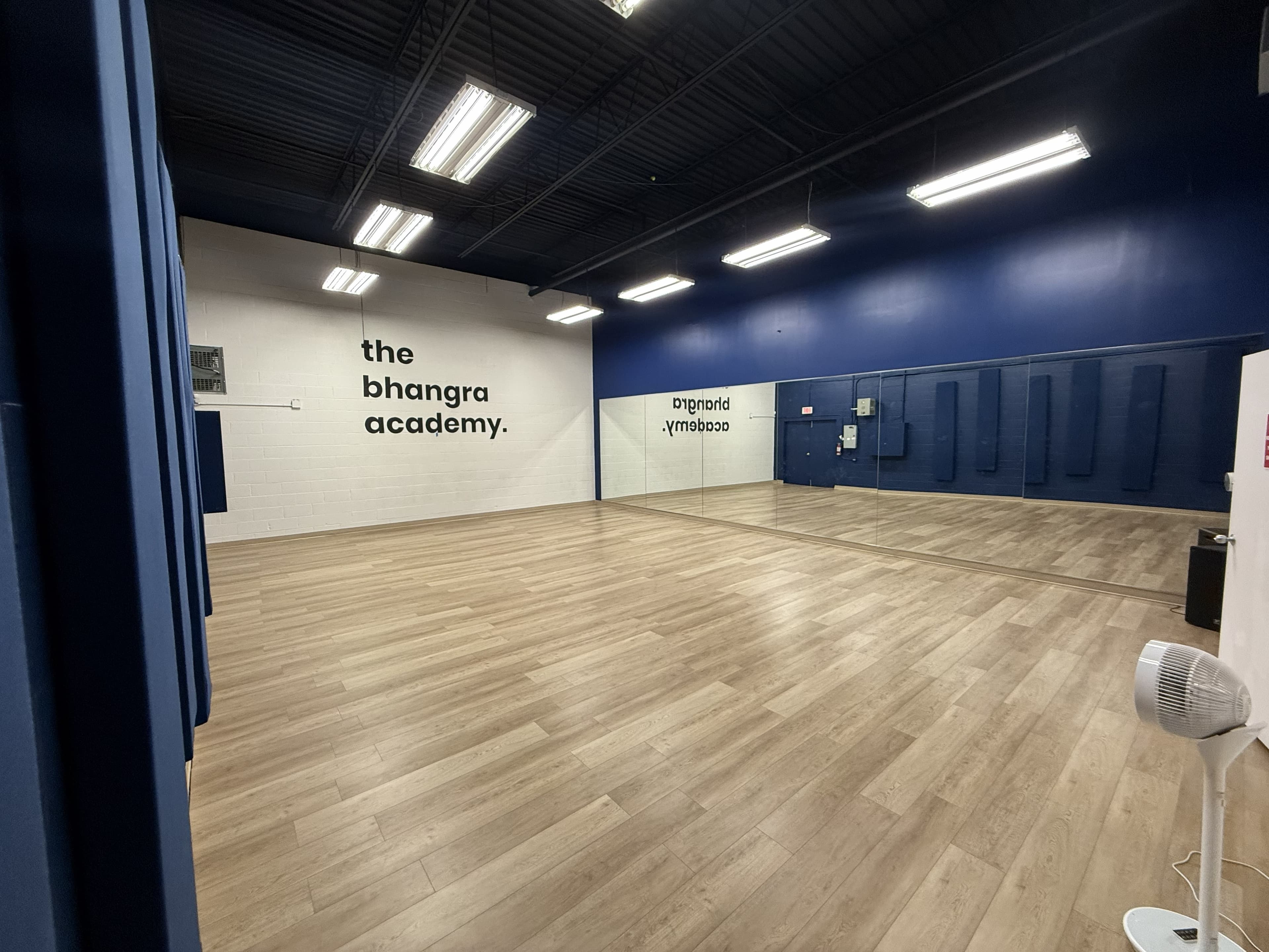 Studio 1 photo
